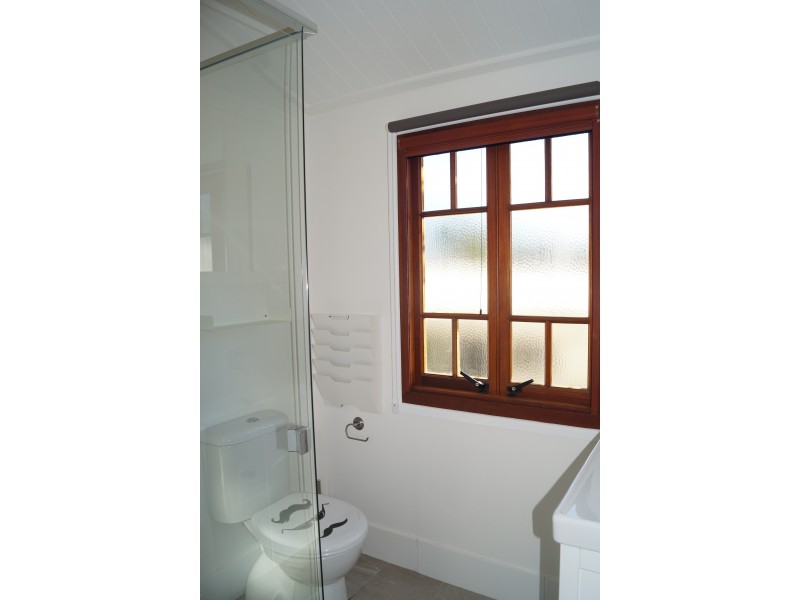 25 Theresa Street, Emerald QLD 4720