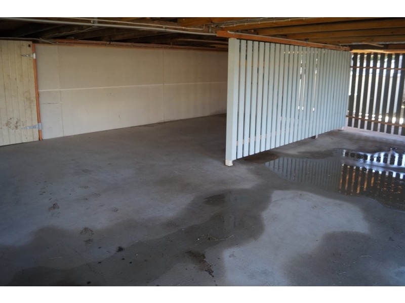 25 Theresa Street, Emerald QLD 4720