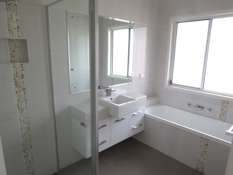 20 Moriarty Street, Emerald QLD 4720