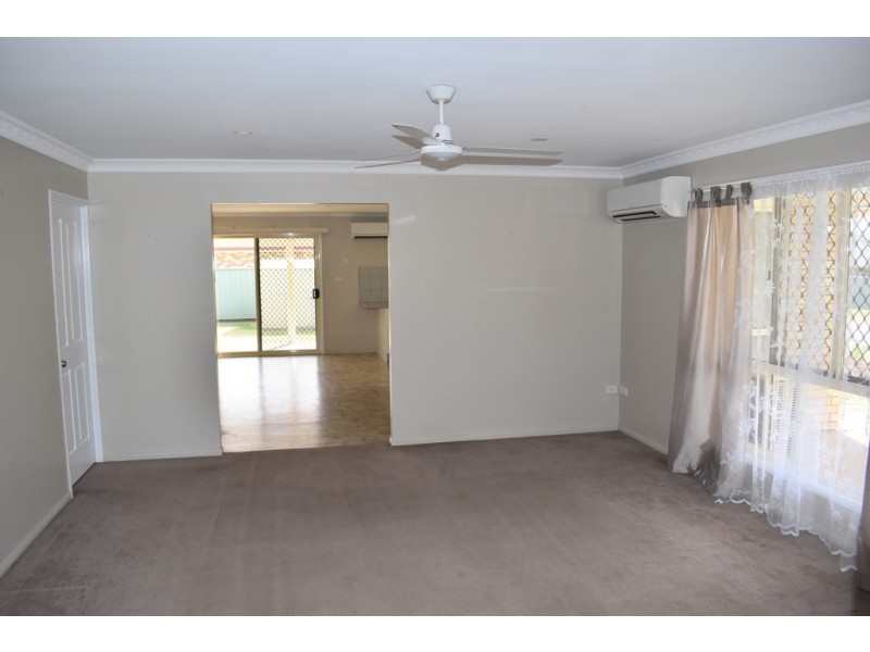 26 Jeppesen Drive, Emerald QLD 4720
