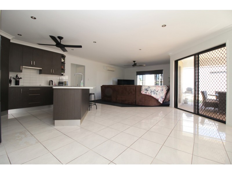 23 Glovar Street, Emerald QLD 4720
