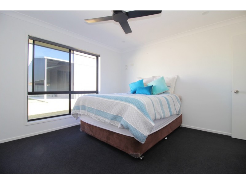 23 Glovar Street, Emerald QLD 4720
