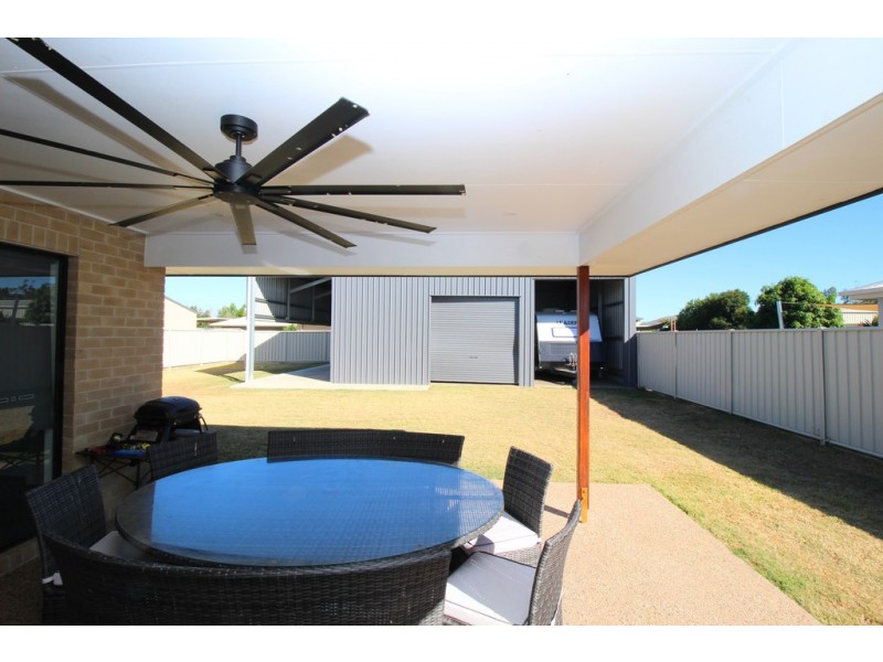 23 Glovar Street, Emerald QLD 4720