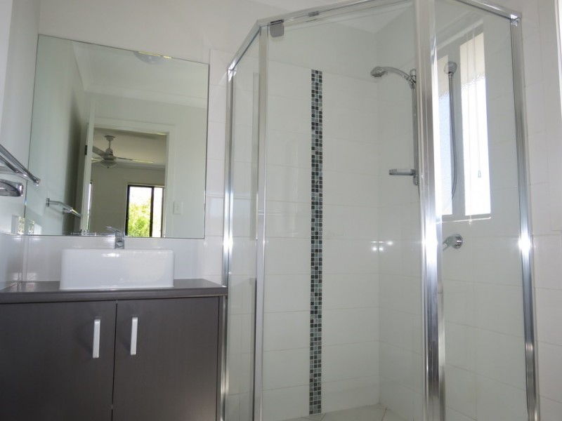 24 Amber Street, Emerald QLD 4720