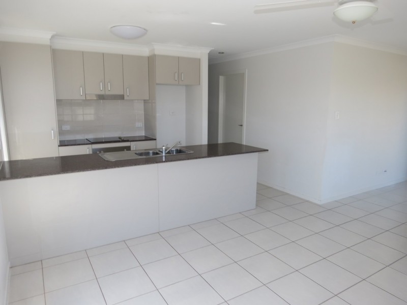 24 Amber Street, Emerald QLD 4720