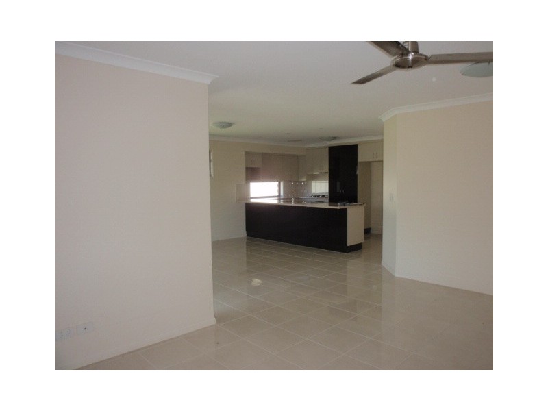 8 Spellman Street, Emerald QLD 4720