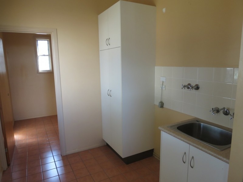 16 Powell Street, Emerald QLD 4720