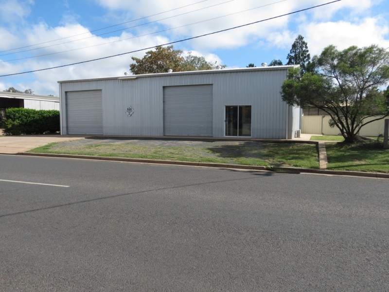 16 Powell Street, Emerald QLD 4720