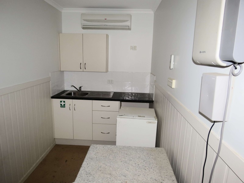 16 Powell Street, Emerald QLD 4720