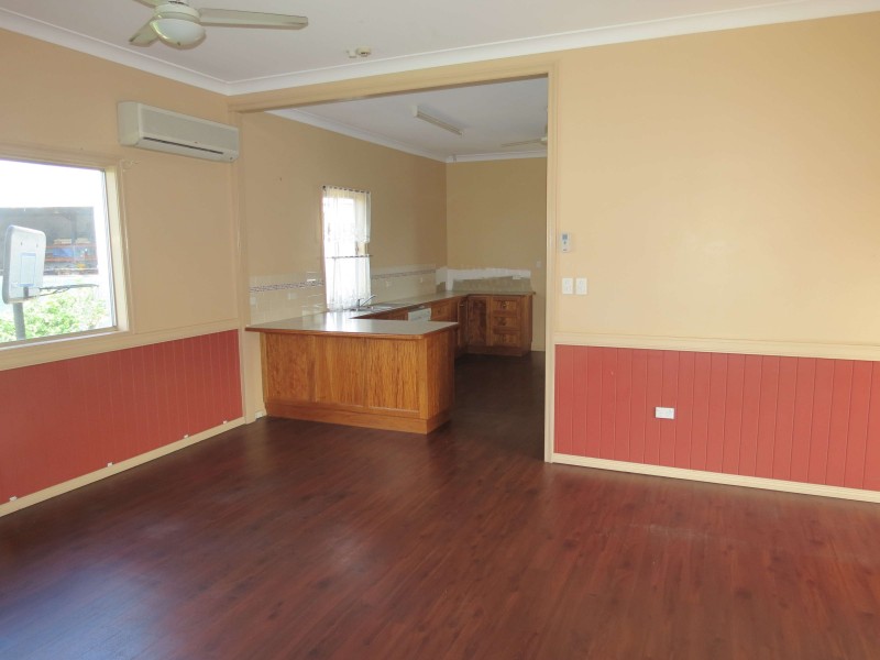 16 Powell Street, Emerald QLD 4720