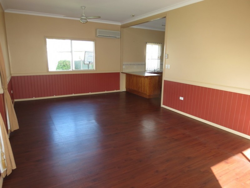 16 Powell Street, Emerald QLD 4720