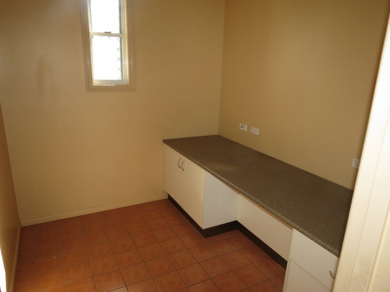 16 Powell Street, Emerald QLD 4720