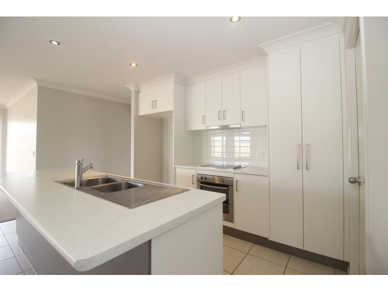 23 Lauren Drive, Emerald QLD 4720