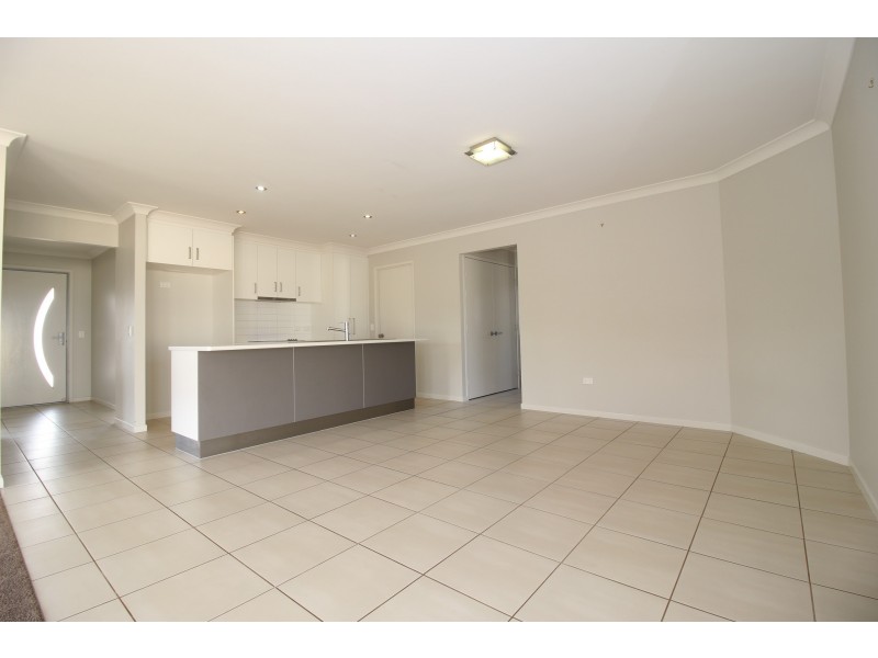 23 Lauren Drive, Emerald QLD 4720