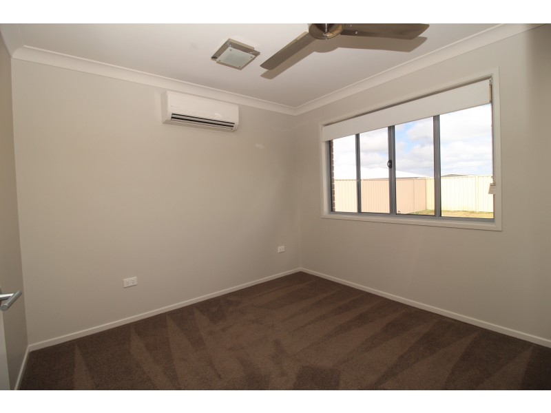 23 Lauren Drive, Emerald QLD 4720
