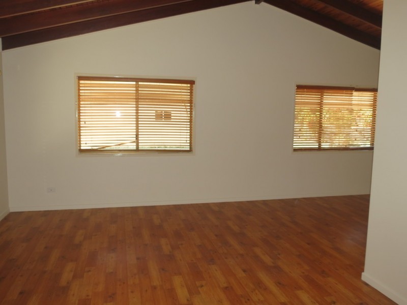 4 Morse Street, Emerald QLD 4720