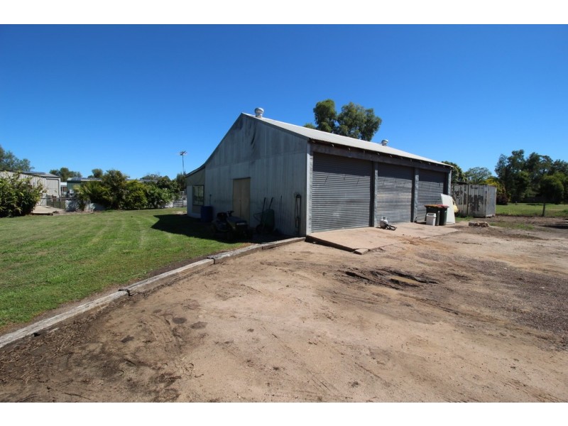 6 Rodeo Drive, Emerald QLD 4720