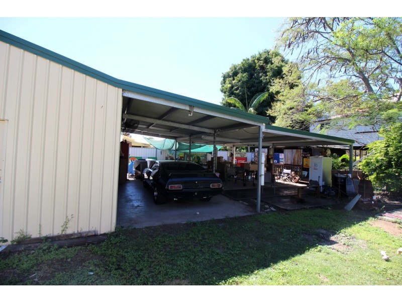 2 Pill Street, Emerald QLD 4720