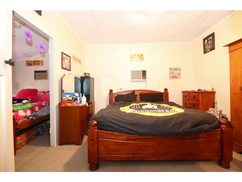 2 Pill Street, Emerald QLD 4720