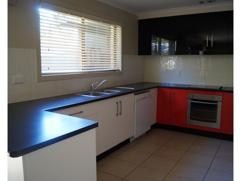 3 Willans Street, Emerald QLD 4720