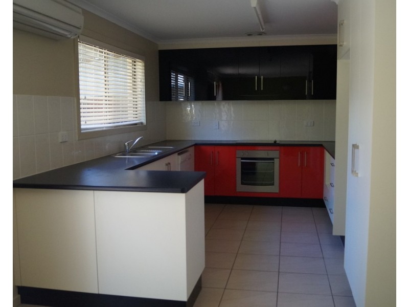 3 Willans Street, Emerald QLD 4720