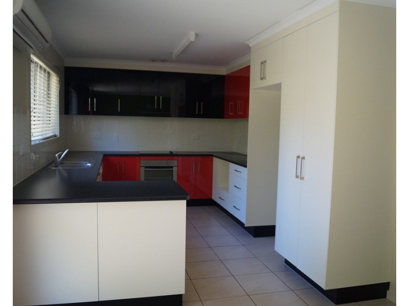 3 Willans Street, Emerald QLD 4720