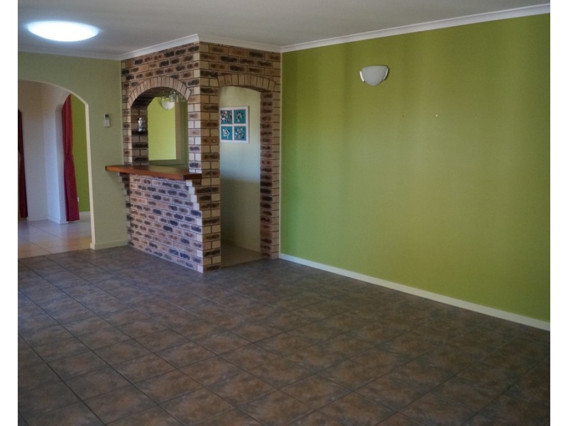 3 Willans Street, Emerald QLD 4720