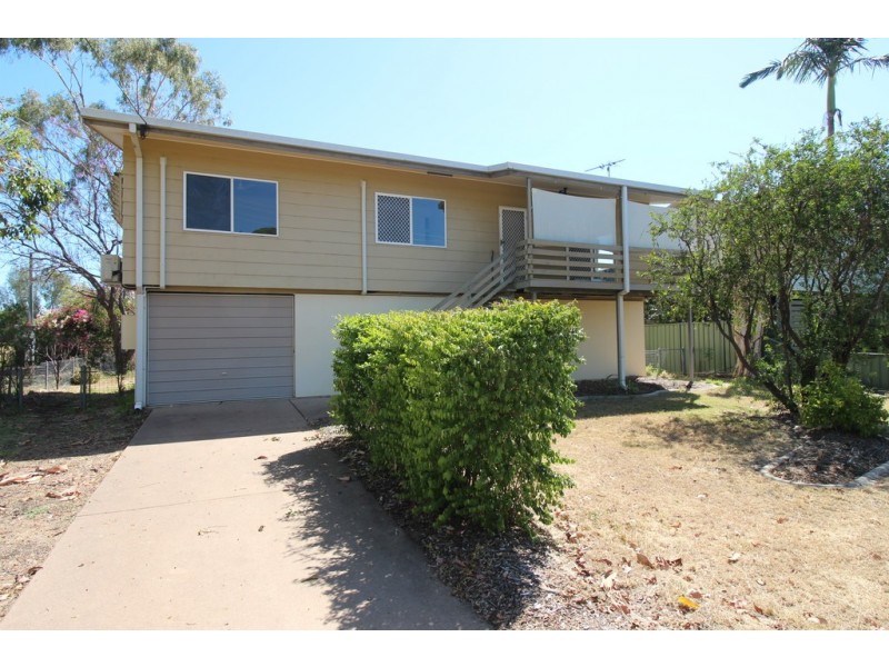 8 Fysh Street, Emerald QLD 4720