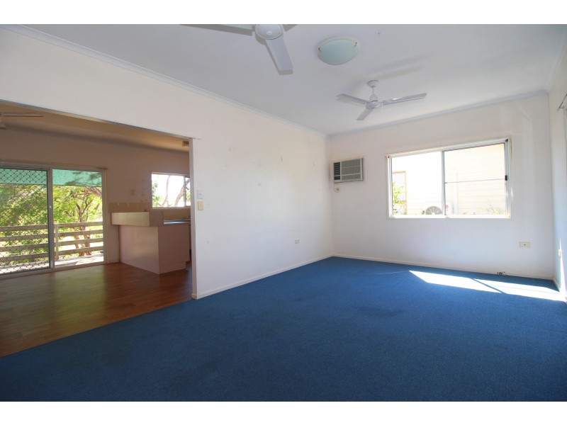 8 Fysh Street, Emerald QLD 4720