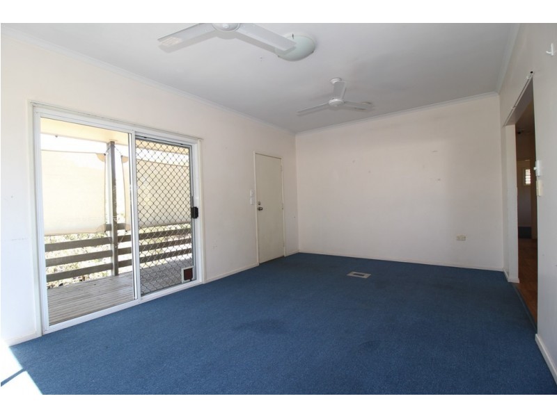 8 Fysh Street, Emerald QLD 4720
