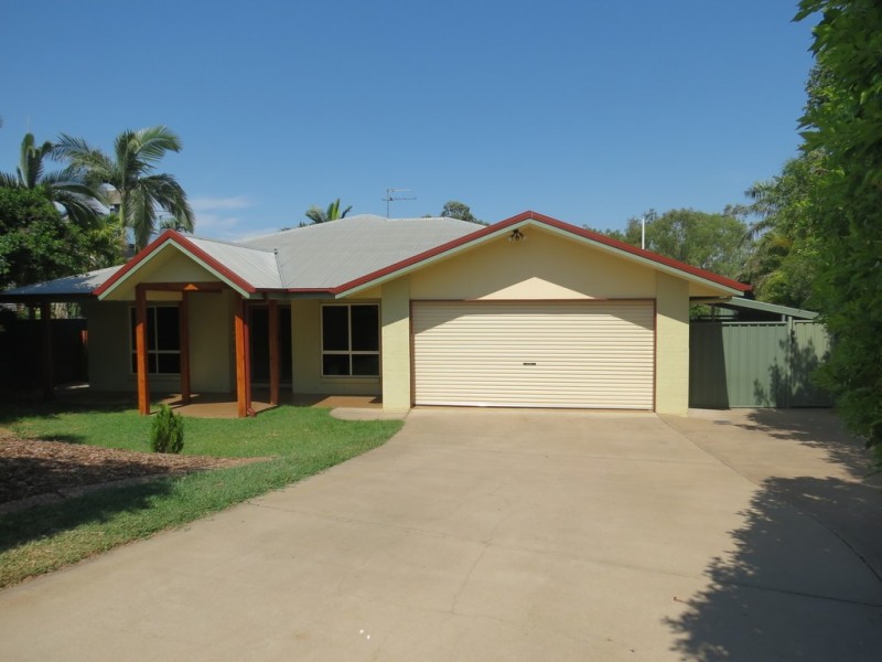 23 Whitchurch Rd, Emerald QLD 4720