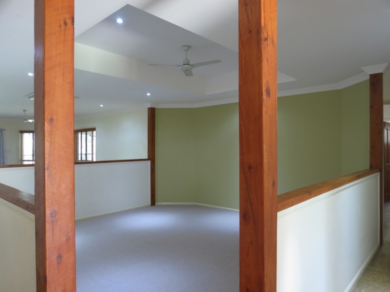 23 Whitchurch Rd, Emerald QLD 4720