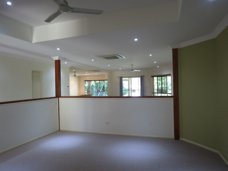 23 Whitchurch Rd, Emerald QLD 4720