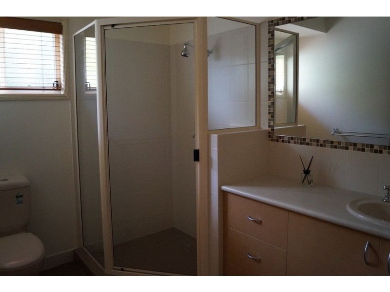 23 Whitchurch Rd, Emerald QLD 4720