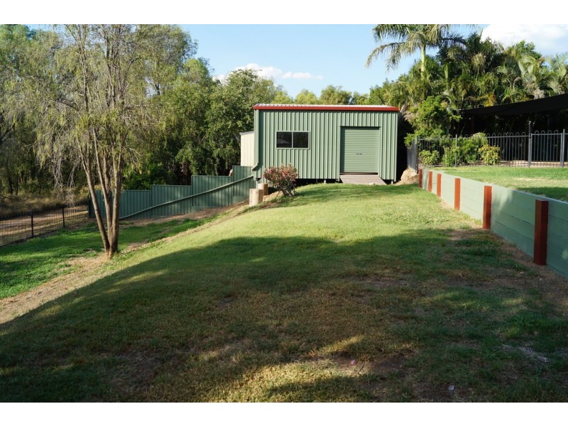 23 Whitchurch Rd, Emerald QLD 4720