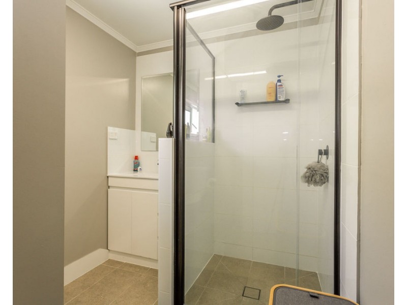24 Esmond Street, Emerald QLD 4720
