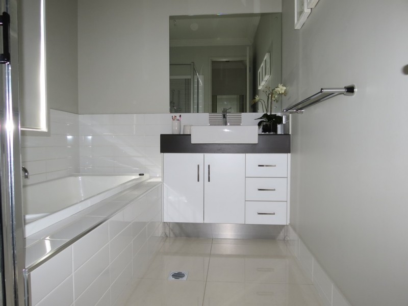15 Morgan Place, Emerald QLD 4720