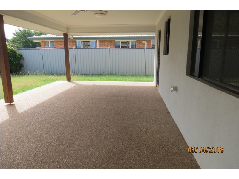 21 Crinum Crescent, Emerald QLD 4720