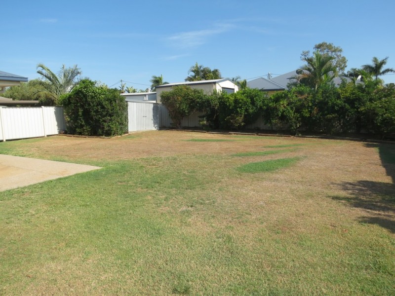 21 Crinum Crescent, Emerald QLD 4720