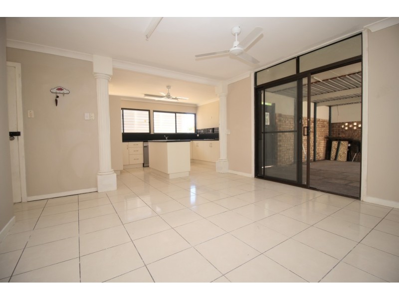 26 Diamond Avenue, Emerald QLD 4720