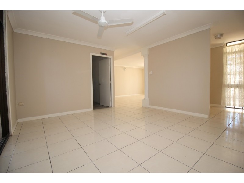 26 Diamond Avenue, Emerald QLD 4720