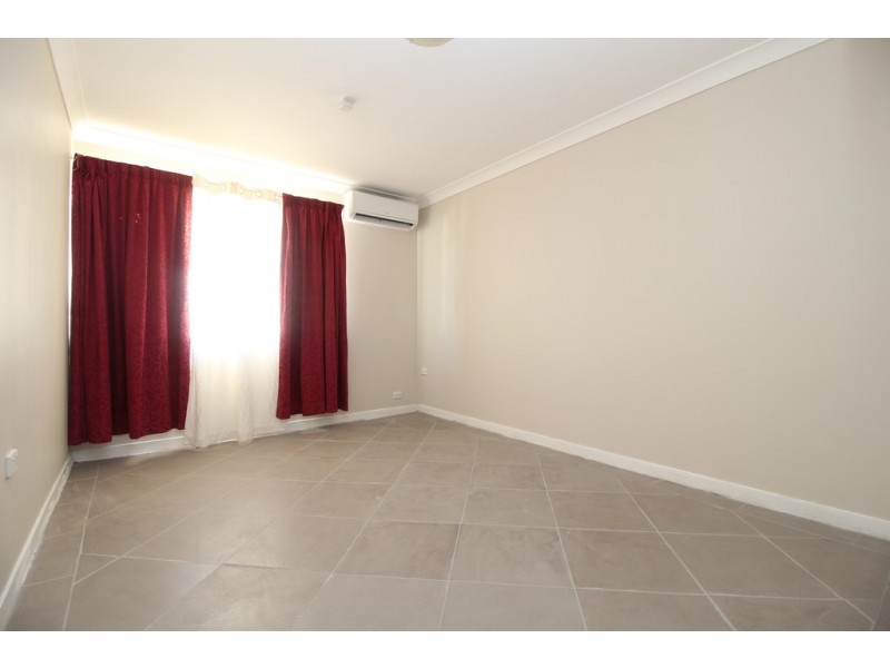 26 Diamond Avenue, Emerald QLD 4720