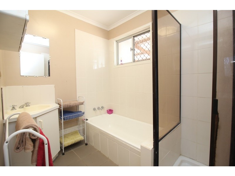 22B Andrews Road, Emerald QLD 4720