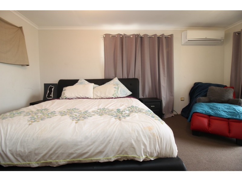 22B Andrews Road, Emerald QLD 4720