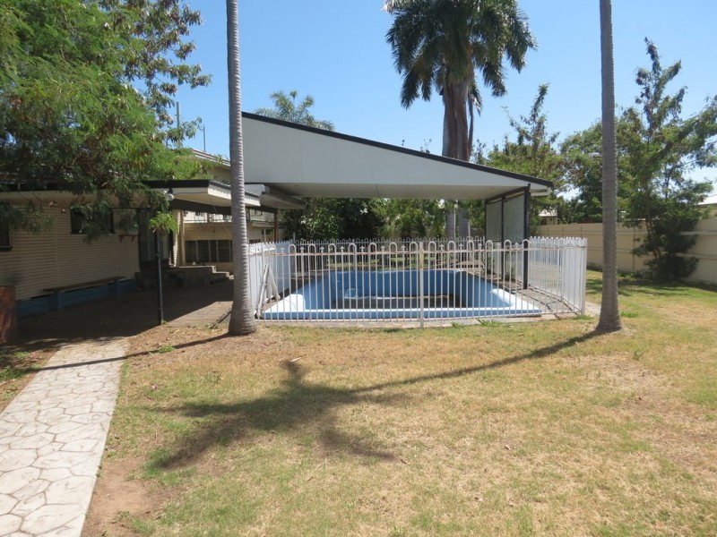 16 Theresa Street, Emerald QLD 4720