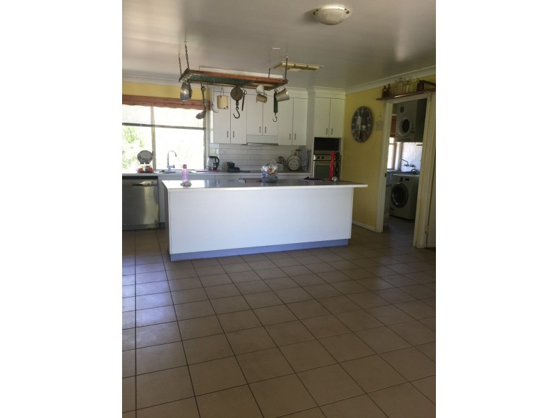 26-28 Jacqueline Drive, Emerald QLD 4720