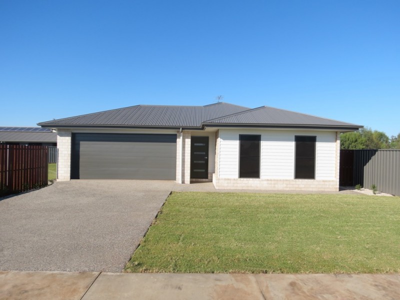 9 Epsom Place, Emerald QLD 4720