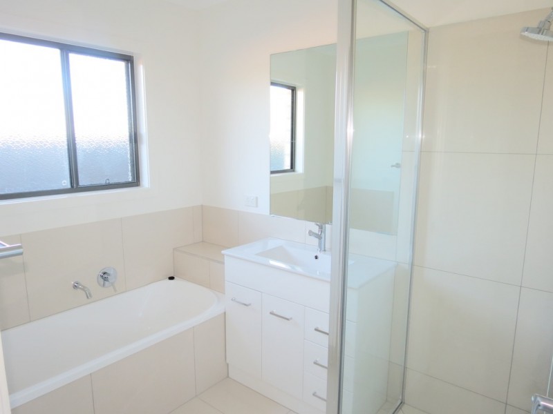 9 Epsom Place, Emerald QLD 4720