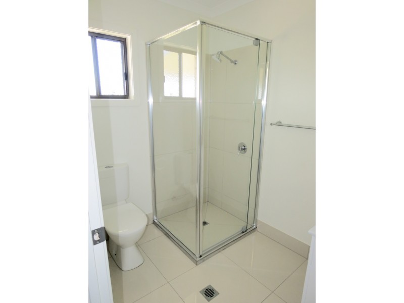 9 Epsom Place, Emerald QLD 4720