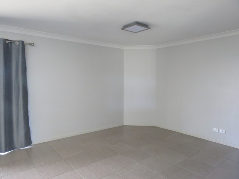 79 Mayfair Drive, Emerald QLD 4720